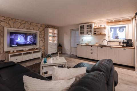 Haus Klenovica, Novi Vinodolski, 191m2