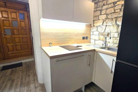 Rovinj, centar, stan 35 m2, terasa, mirna lokacija