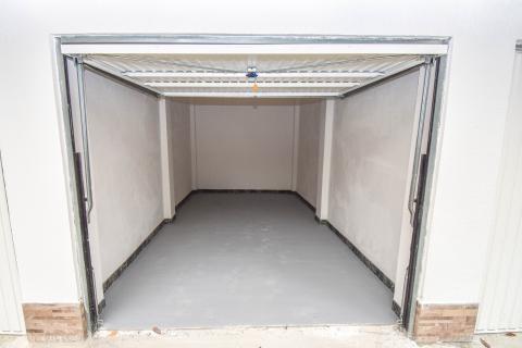 Zagreb, Centar, Martićeva ulica, garaža