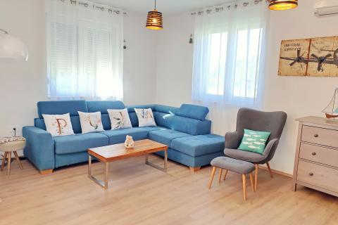 Istra,Pula,nova kuća sa bazenom 