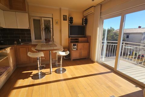 Rijeka, Zamet - Sunčan jednosoban stan s vlastitim parkingom