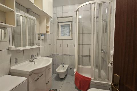 Rijeka, Zamet - Sunčan jednosoban stan s vlastitim parkingom