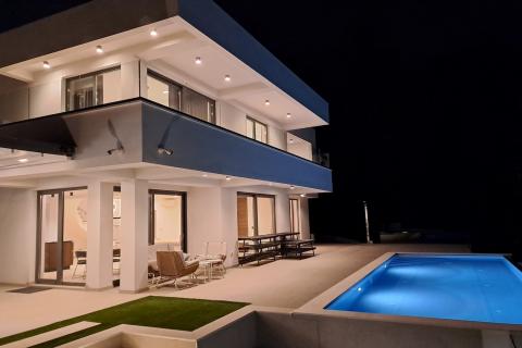 OPATIJA,LOVRAN- luksuzna vila s bazenom i pogledom na more