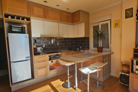 Rijeka, Zamet - Sunčan jednosoban stan s vlastitim parkingom