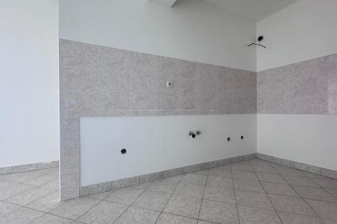 Otok Krk, Njivice, trosobni stan, terasa, pogled