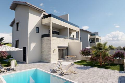 Istra,Poreč okolica, Lovreč, kuća s bazenom u izgradnji