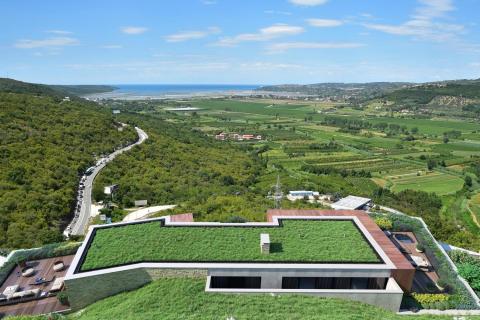 Buje, Kaštel -  građevinsko zemljište sa pogledom na more i projektom