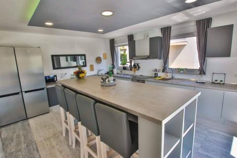 Istra, okolica Poreča-prekrasna kuća 4km od mora