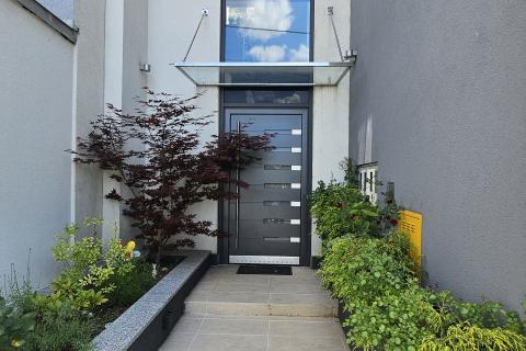 Zagreb, Črnomerec - četverosoban stan s garažom i dvorištem