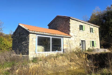 Istra, Belaj, stara avtohtona istrska hiša z vrtom 11000m2