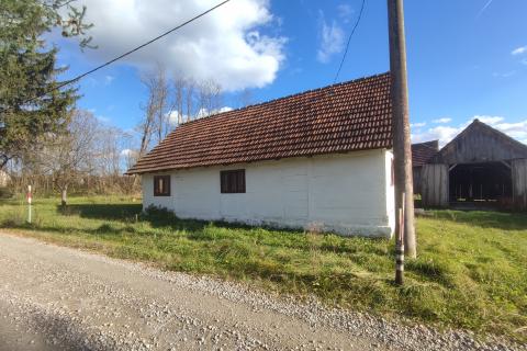 Barilović,Svojić, seosko imanje,73500 m2 zemljišta