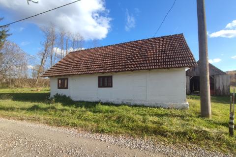 Barilović,Svojić, seosko imanje,73500 m2 zemljišta