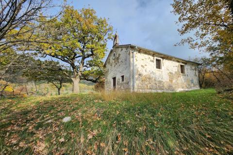 Istra, Buzet, Dolenja Nugla - građevinsko i nerađevinsko zemljište