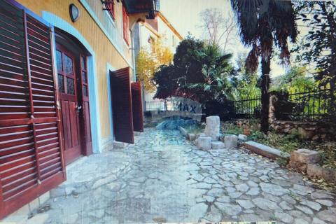 Rijeka, Mlaka - etaža s okućnicom