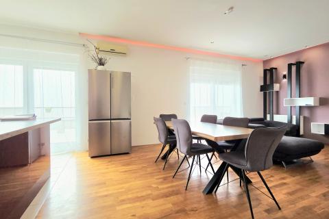 Zagreb, ŠESTINE | Moderna vila na tri etaže s vrtom i terasama