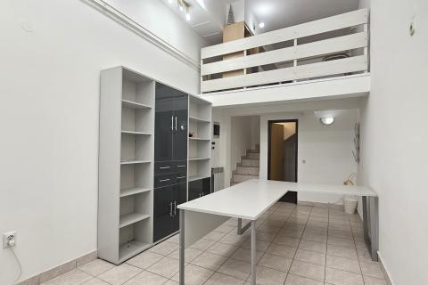 Zagreb, Knežija - poslovni prostor s galerijom