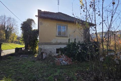 Zagreb, Gračani | Kuća 169m2, građevinska dozvola i parking