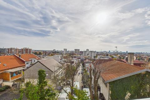 Zagreb, Maksimir - dvosoban stan + parking, lođa, balkon
