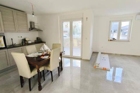 Istria, Šišan – appartamento, tre camere da letto, nuova costruzione – opportunità