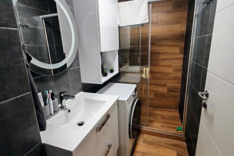 Zagreb, Voltino - trosoban stan novouređen 51m2