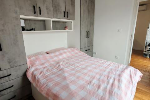 Zagreb, Voltino - trosoban stan novouređen 51m2