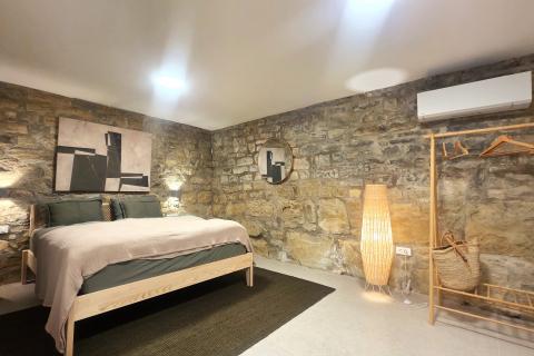 Istra,Oprtalj-Kamena vila jedinstvenog dizajna