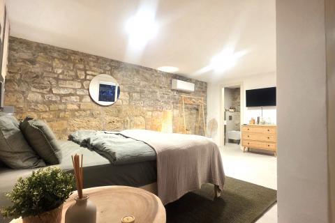 Istra,Oprtalj-Kamena vila jedinstvenog dizajna