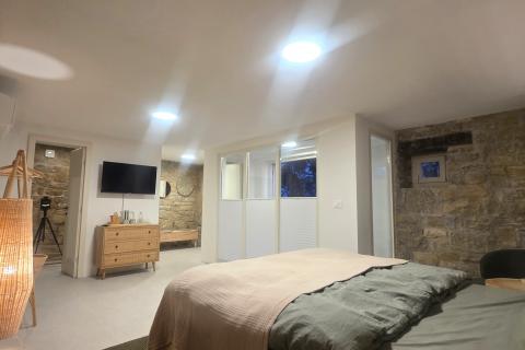 Istra,Oprtalj-Kamena vila jedinstvenog dizajna