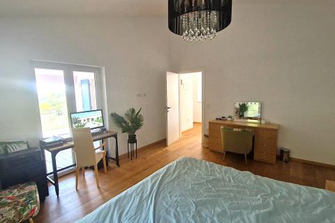 Istra, Rovinj okolica - villa sa dva stana okružena prirodom