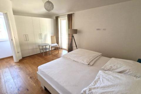 Istra, Rovinj okolica - villa sa dva stana okružena prirodom