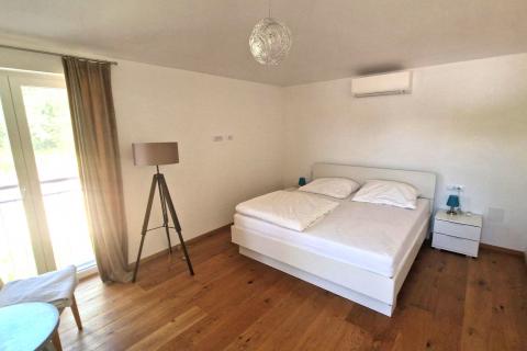 Istra, Rovinj okolica - villa sa dva stana okružena prirodom