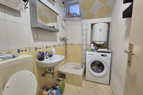 Rijeka, Martinkovac - tri stana i garaža