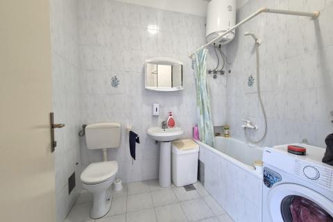 Rijeka, Martinkovac - tri stana i garaža