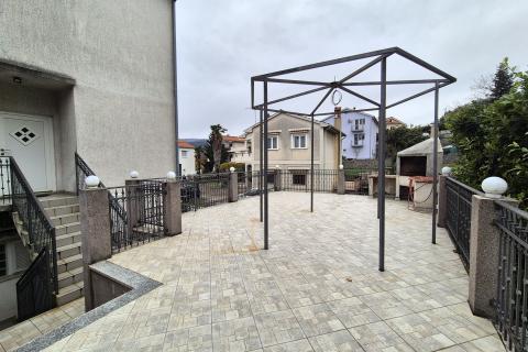 Rijeka, Martinkovac - tri stana i garaža