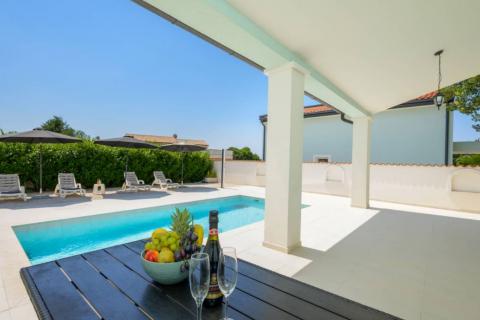 Istra, Svetvinčenat -  nova kuća u mirnome okruženju