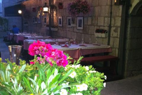 Cres, centar - ugostiteljsko - stambeni objekt