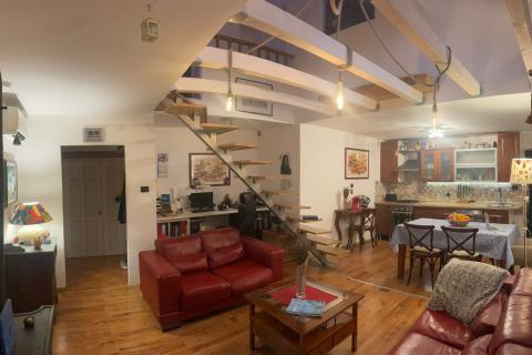 Cres, centar - ugostiteljsko - stambeni objekt