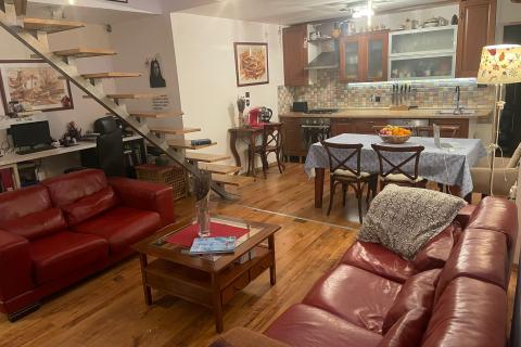 Cres, centar - ugostiteljsko - stambeni objekt