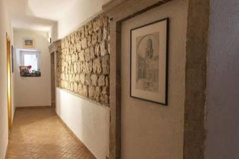 Cres, centar - ugostiteljsko - stambeni objekt