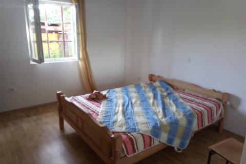 Poreč, okolica, samostojeća kuća sa 2 stambene jedinice