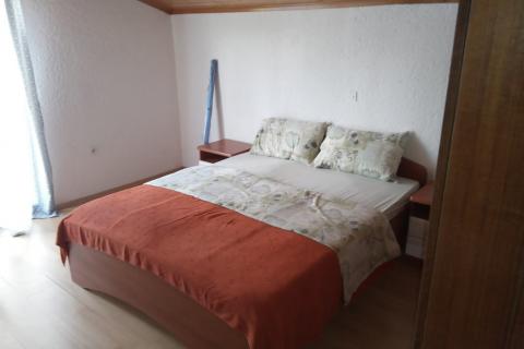 Poreč, okolica, samostojeća kuća sa 2 stambene jedinice