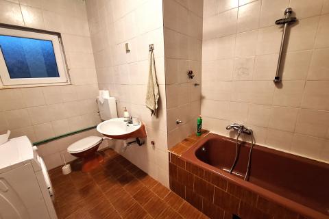 Rijeka, Svilno - etaža za smještaj radnika