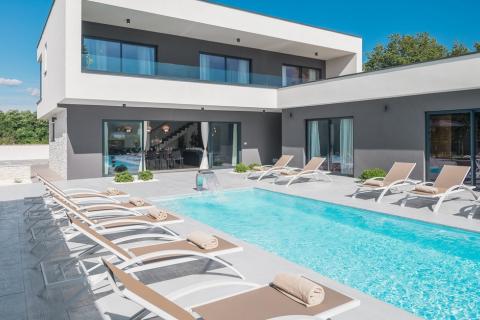 Istra, Rovinj okolica-  moderna luksuzna vila u srcu Istre