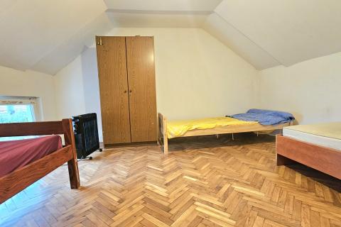 Zagreb, Črnomerec - kuća kod okretišta tramvaja