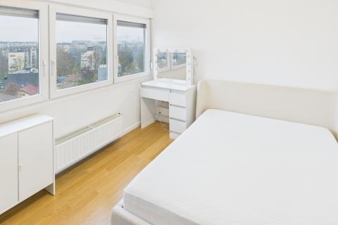 Zagreb, Supilova, moderan četverosoban stan s garažnim mjestom