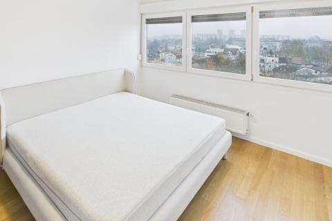 Zagreb, Supilova, moderan četverosoban stan s garažnim mjestom