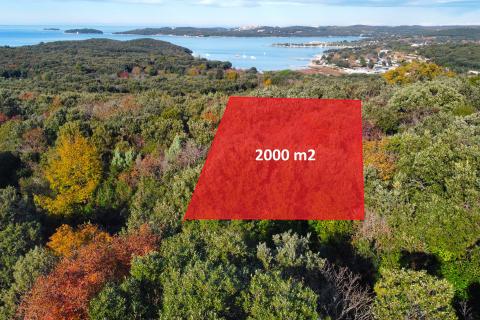 Rovinj - fantastično zemljište s pogledom na more 2000 m2