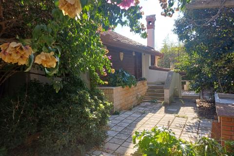 Istra, Pomer -  dvije samostojeće kuće - prilika 