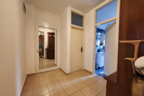 Rijeka, Marinići - 2s+db i Garsonjera, s parkingom i okućnicom