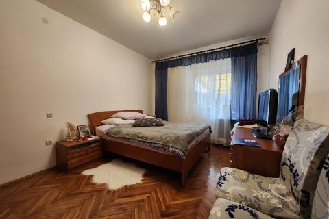 Rijeka, Marinići - 2s+db i Garsonjera, s parkingom i okućnicom